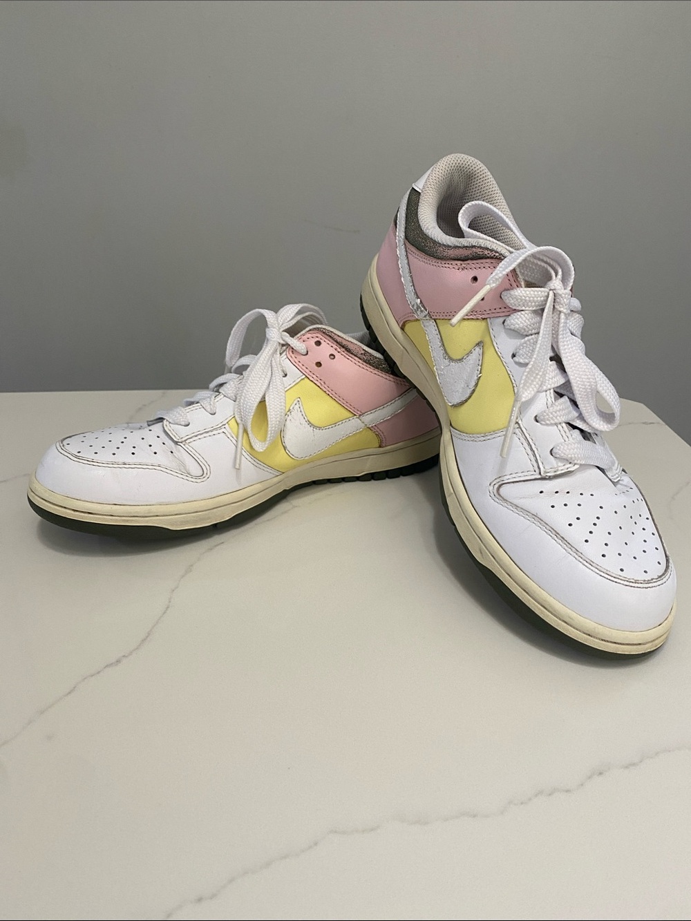 NIKE Y2K 2008 DUNK LO EASTER SNEAKER Womans 9.5
